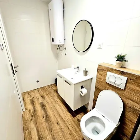 Rooftop Apartment *